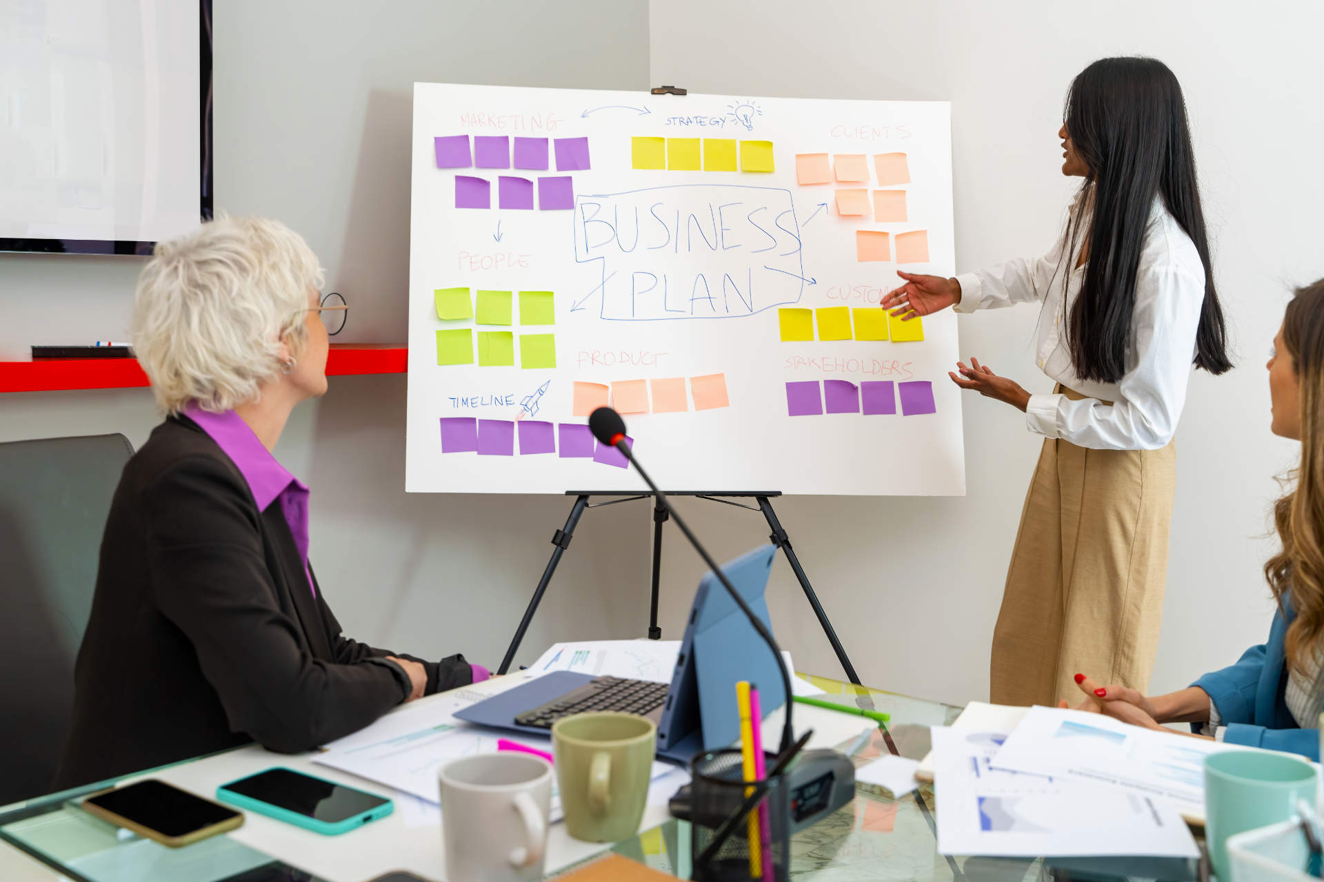 Planeación estratégica: cómo definir metas realistas y alcanzables para tu empresa