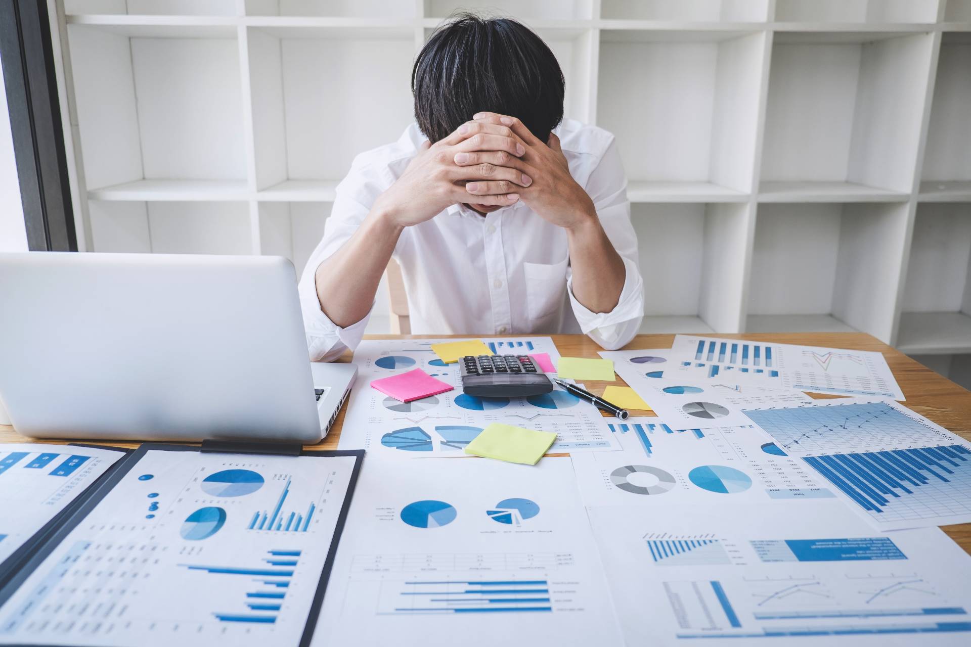 Errores financieros que pueden poner en riesgo una empresa.